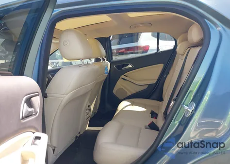 2015 Mercedes-Benz Gla 250 из США, поврежденный, VIN WDCTG4EB8FJ132964